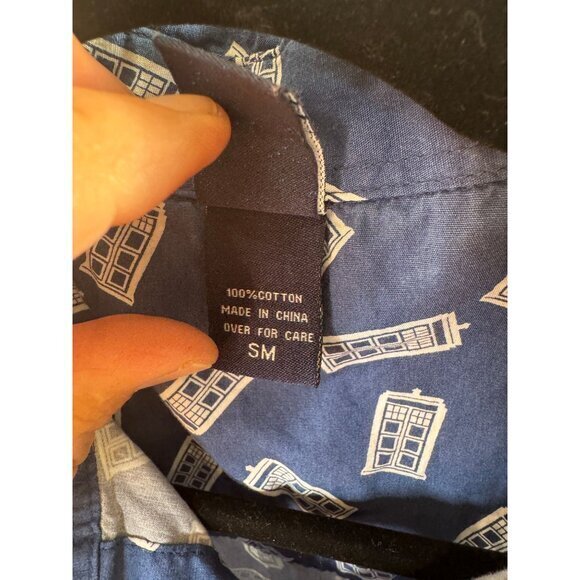 BBC Hot Topic Men's Blue Shirt Size S short sleeve collared button‎ up cotton - Picture 4 of 8